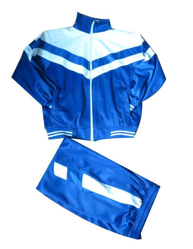 1 中学生这样穿校服,比的过“时尚达人”