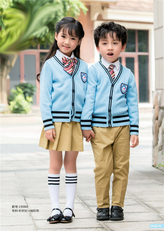幼儿园毛衣礼服款，浅蓝通用版